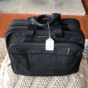 Briggs & Riley KBC303-4 Executive Expandable Brief Case Black Travel Ware 16”